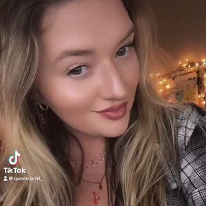 Meet your Posher, Brittany